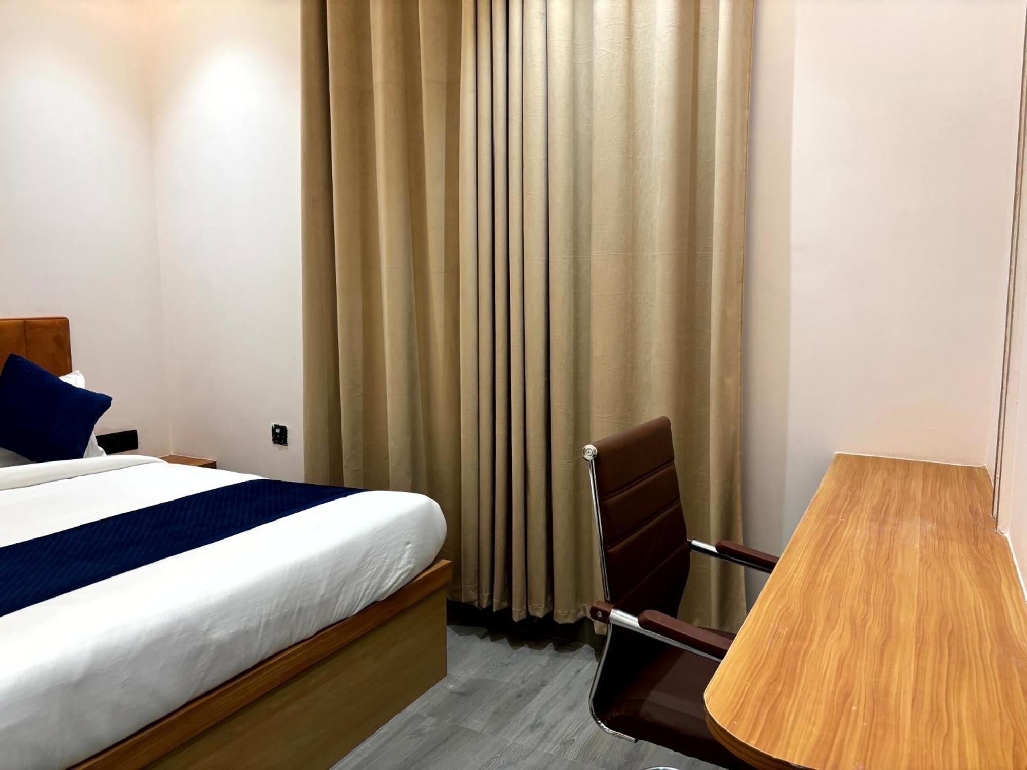 אגרה Hotel Taj Way By Jyoti Villa מראה חיצוני תמונה