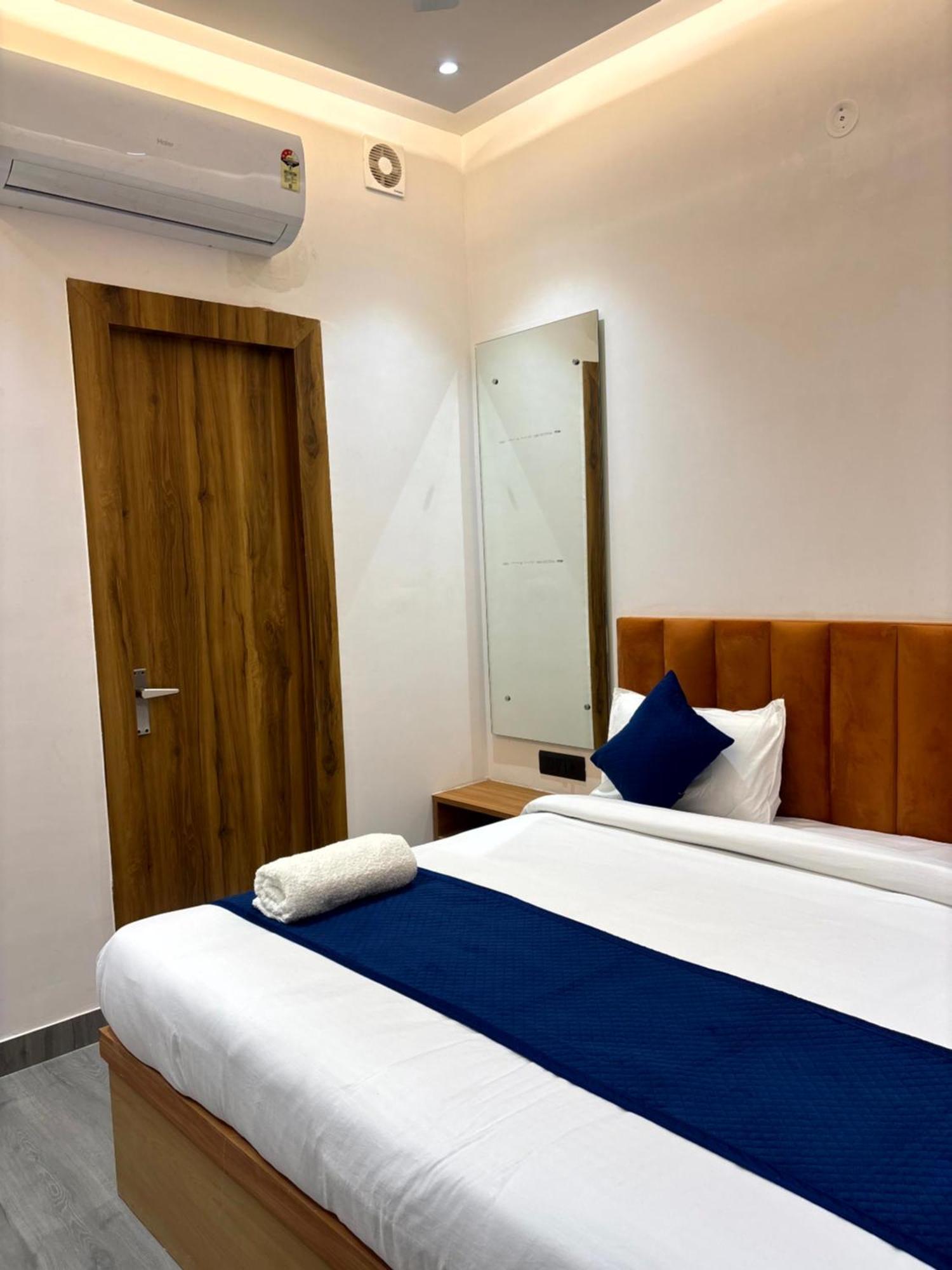 אגרה Hotel Taj Way By Jyoti Villa מראה חיצוני תמונה