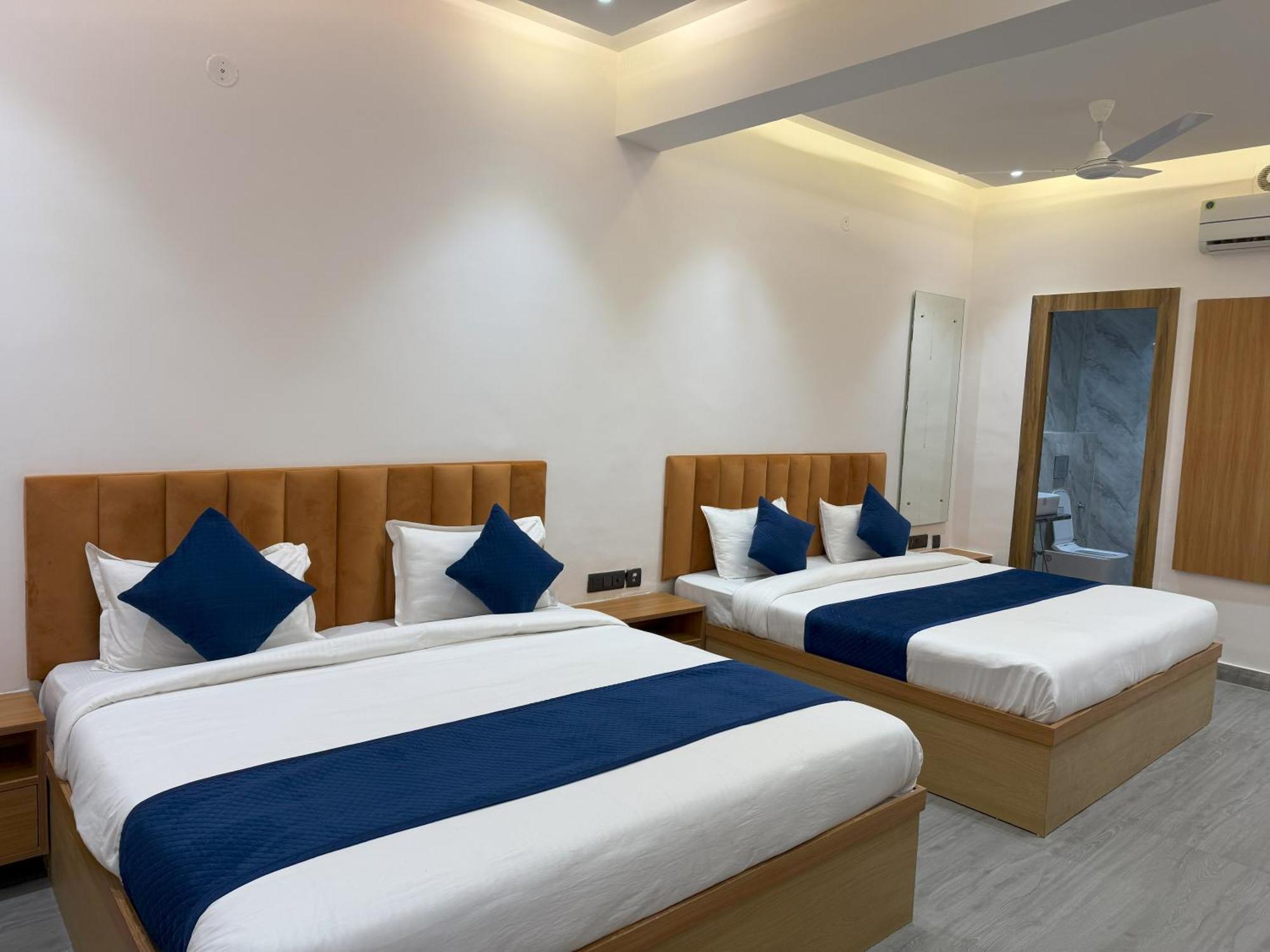 אגרה Hotel Taj Way By Jyoti Villa מראה חיצוני תמונה