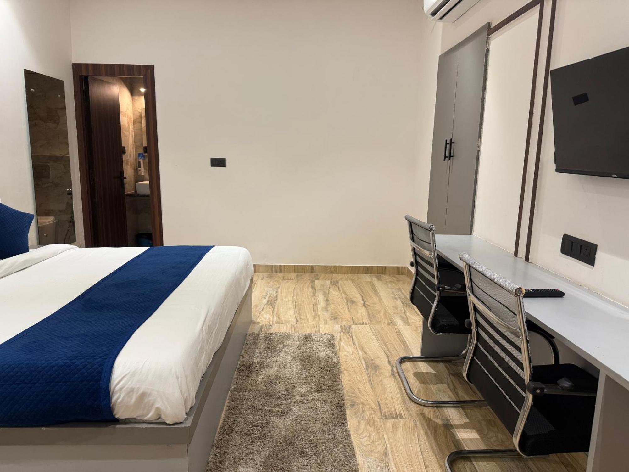 אגרה Hotel Taj Way By Jyoti Villa מראה חיצוני תמונה