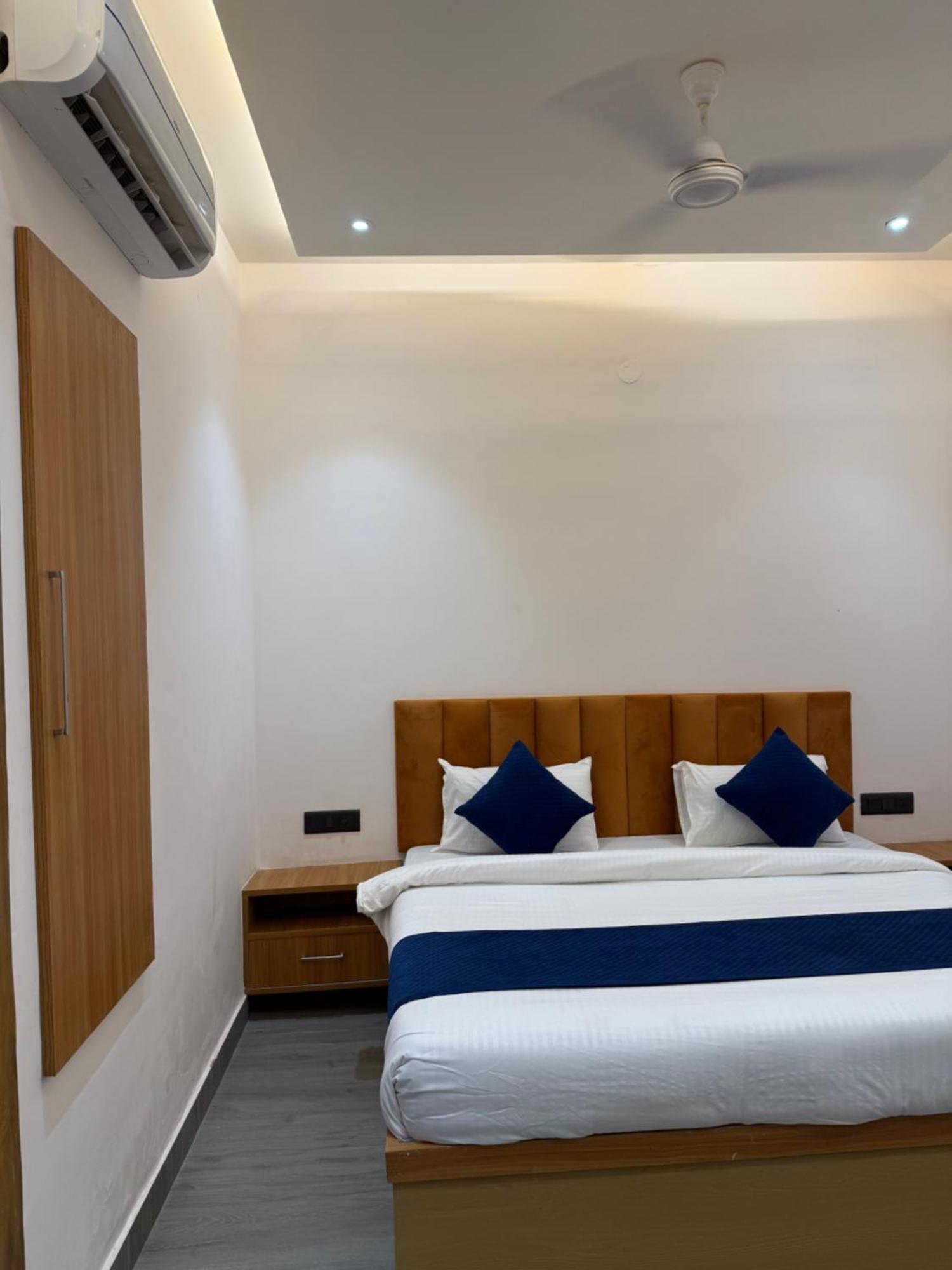 אגרה Hotel Taj Way By Jyoti Villa מראה חיצוני תמונה